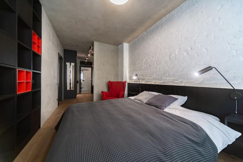 3 Storey Apartment With A Character And A Terrace Riga Exterior foto